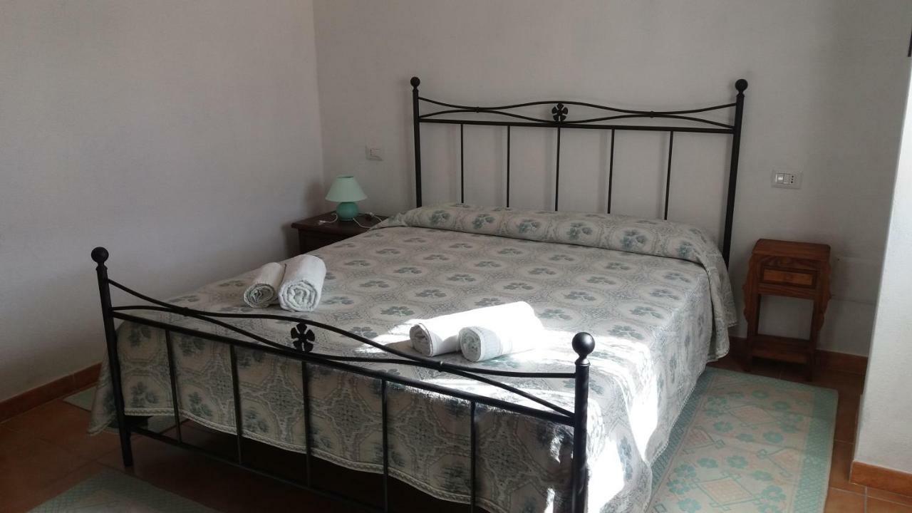 Agriturismo Sa E Padedda Mores Екстер'єр фото