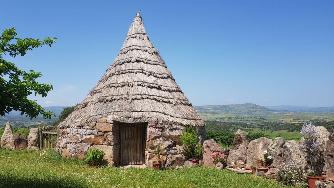 Agriturismo Sa E Padedda Mores Екстер'єр фото