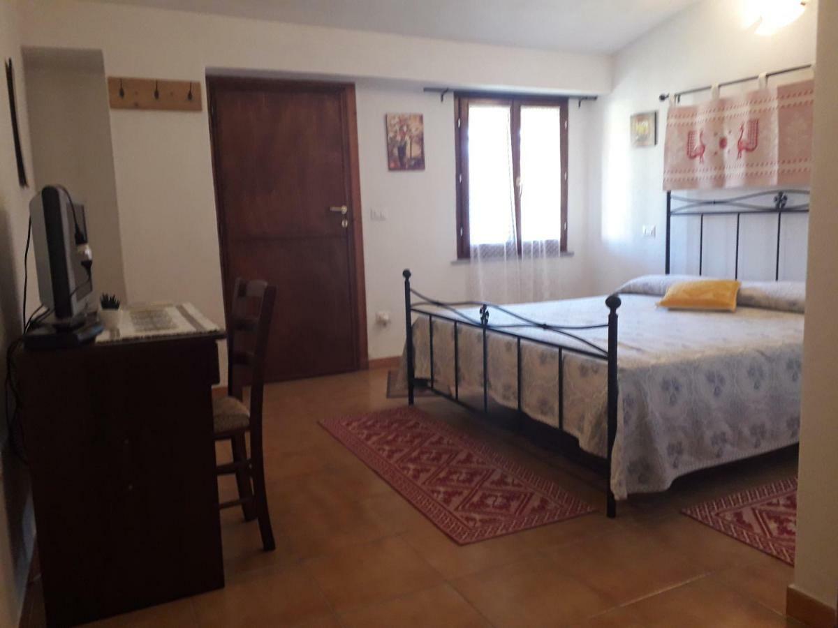 Agriturismo Sa E Padedda Mores Екстер'єр фото